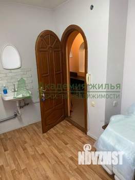 Дом 280м², 2-этажный, участок 1 сот.  