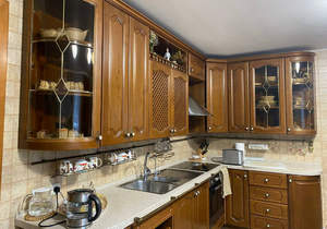 Дом 521м&sup2;, 3-этажный, участок 20 сот.  