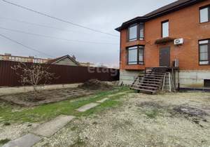 Дом 207м², 3-этажный, участок 4 сот.  