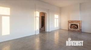 Коттедж 250м&sup2;, 2-этажный, участок 6 сот.  