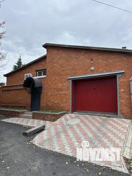 Дом 280м&sup2;, 2-этажный, участок 4 сот.  