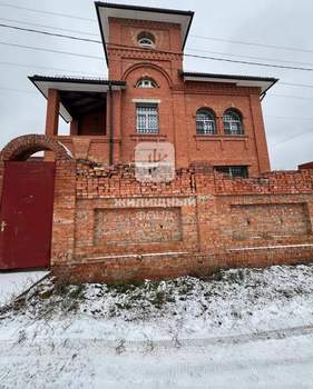 Дом 660м&sup2;, 3-этажный, участок 6 сот.  