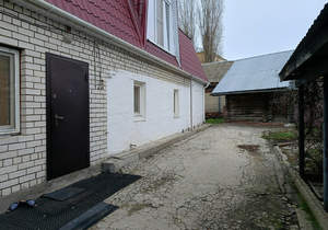 Дом 162м&sup2;, 2-этажный, участок 4 сот.  