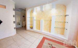 Дом 401м&sup2;, 2-этажный, участок 12 сот.  