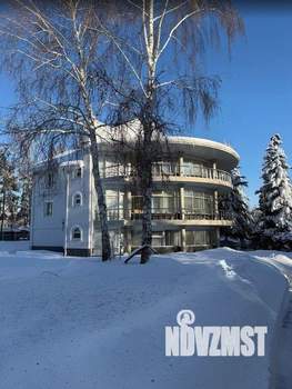 Коттедж 521м&sup2;, 3-этажный, участок 20 сот.  