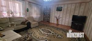 Дом 194м&sup2;, 2-этажный, участок 5 сот.  