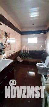 Коттедж 200м², 2-этажный, участок 5 сот.  