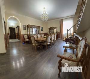 Коттедж 492м&sup2;, 3-этажный, участок 9 сот.  