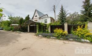 Дом 401м&sup2;, 2-этажный, участок 12 сот.  