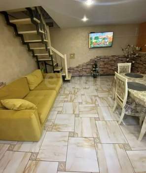 Дом 98м&sup2;, 2-этажный, участок 1 сот.  