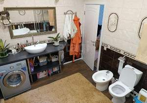 Дом 103м&sup2;, 2-этажный, участок 3 сот.  