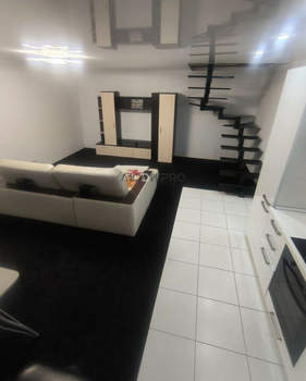 Дом 96м&sup2;, 2-этажный, участок 6 сот.  