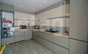 Дом 207м², 3-этажный, участок 4 сот.  