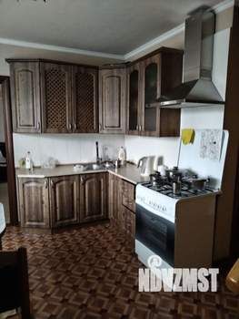 Дом 152м&sup2;, 3-этажный, участок 3 сот.  