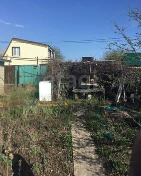 Дом 23м&sup2;, 2-этажный, участок 5 сот.  