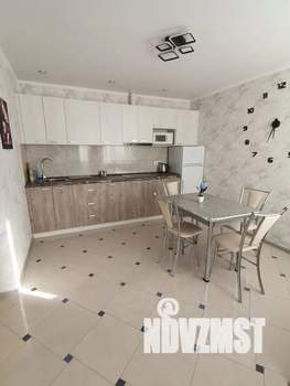 Студия квартира, посуточно, 40м2, 8/10 этаж