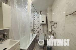 1-к квартира, посуточно, 40м2, 4/10 этаж