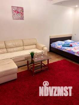 1-к квартира, посуточно, 42м2, 2/10 этаж