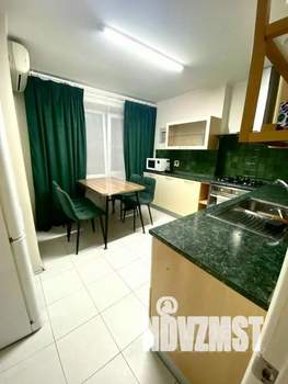 2-к квартира, посуточно, 56м2, 1/1 этаж