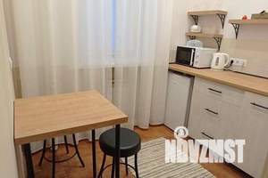 3-к квартира, посуточно, 54м2, 1/5 этаж