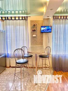 Студия квартира, посуточно, 30м2, 6/10 этаж