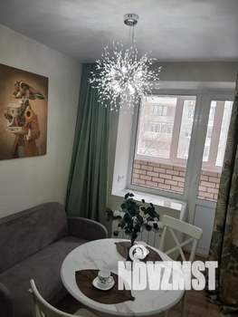 1-к квартира, посуточно, 43м2, 4/9 этаж