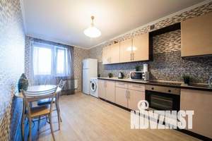 1-к квартира, посуточно, 56м2, 8/17 этаж