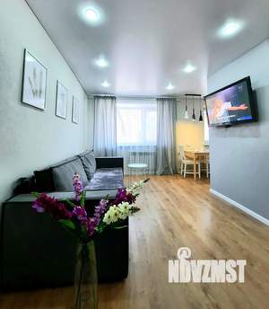 Студия квартира, посуточно, 32м2, 3/6 этаж