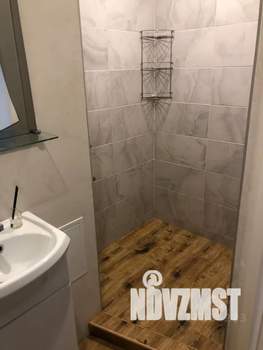 Студия квартира, посуточно, 36м2, 1/5 этаж