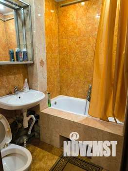 2-к квартира, посуточно, 45м2, 5/5 этаж