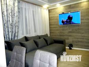 2-к квартира, посуточно, 45м2, 8/10 этаж