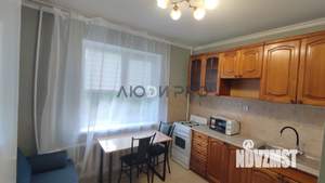 1-к квартира, на длительный срок, 37м2, 4/10 этаж