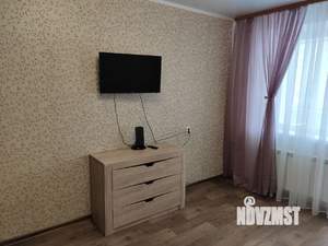 1-к квартира, посуточно, 38м2, 3/10 этаж