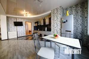 1-к квартира, посуточно, 52м2, 1/1 этаж