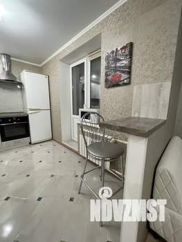 Студия квартира, посуточно, 32м2, 8/10 этаж