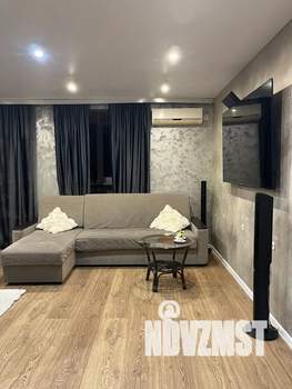 1-к квартира, посуточно, 46м2, 7/10 этаж