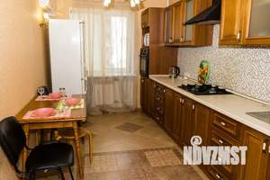 2-к квартира, посуточно, 65м2, 3/9 этаж