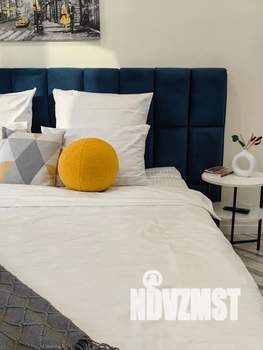 Студия квартира, посуточно, 30м2, 23/25 этаж