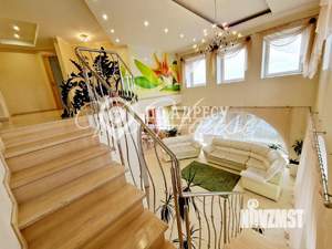 6-к квартира, на длительный срок, 202м2, 11/12 этаж