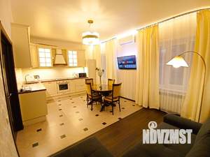 1-к квартира, посуточно, 54м2, 1/1 этаж