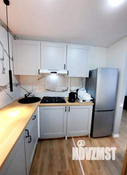 Студия квартира, посуточно, 32м2, 3/6 этаж