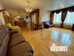 3-к квартира, посуточно, 143м2, 1/1 этаж