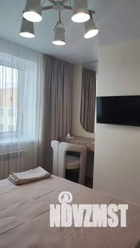 1-к квартира, посуточно, 42м2, 10/10 этаж