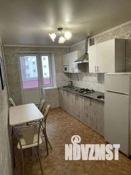 1-к квартира, посуточно, 42м2, 4/10 этаж