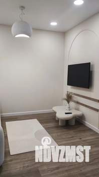 1-к квартира, посуточно, 42м2, 10/10 этаж