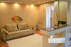 1-к квартира, посуточно, 55м2, 1/1 этаж