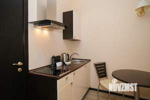 1-к квартира, посуточно, 37м2, 1/1 этаж