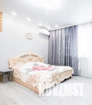 Студия квартира, посуточно, 32м2, 3/14 этаж