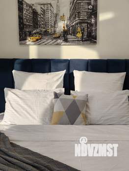 Студия квартира, посуточно, 30м2, 23/25 этаж