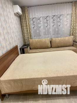 1-к квартира, посуточно, 40м2, 2/10 этаж